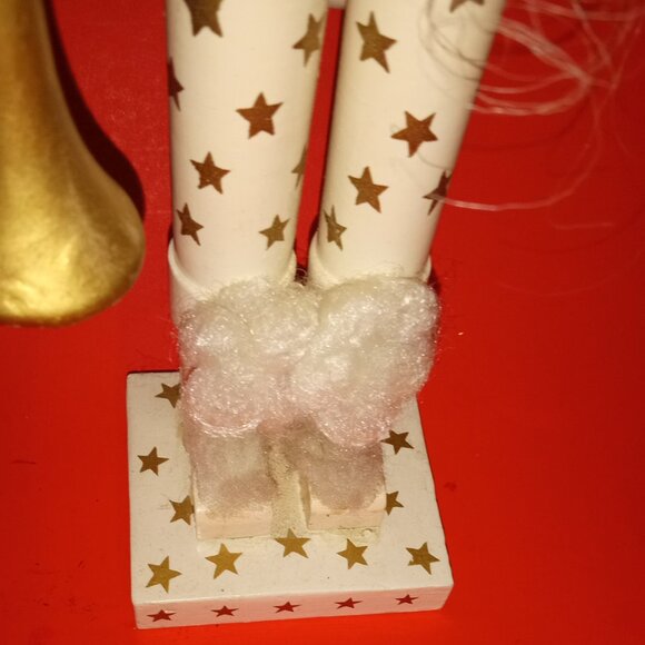 RARE CHRISTMAS VINTAGE 12" INCH ANGEL NUTCRACKER BY THE BOMBAY COMPANY - Picture 5 of 9